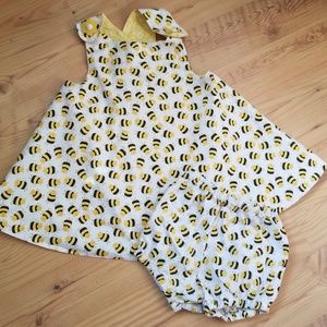 🐞Reversible handmade bumblebee dress